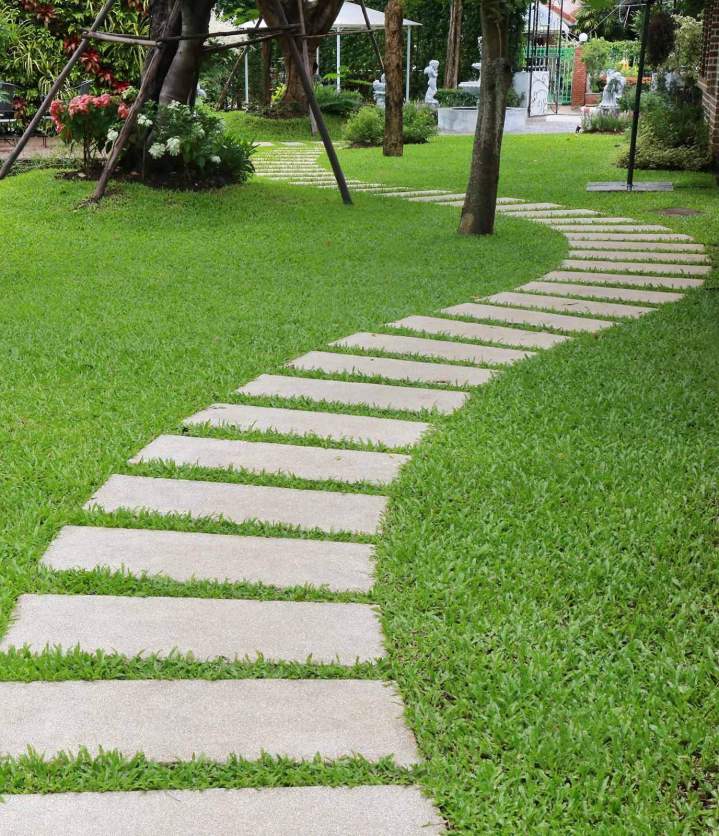 Allée de jardin L'Isle-Jourdain